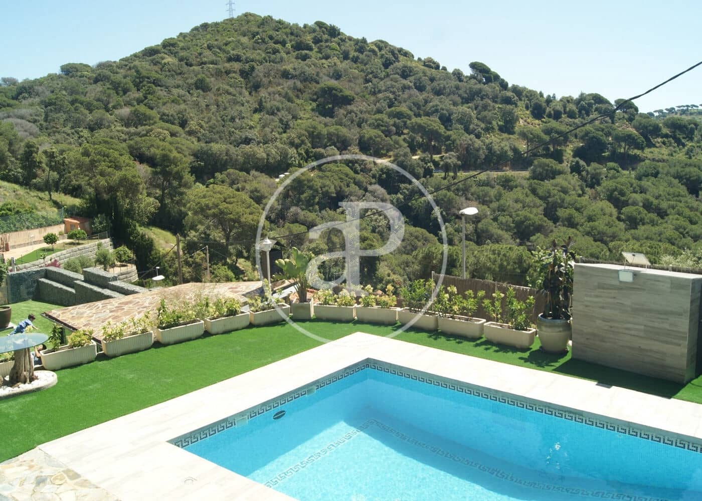5 bedroom Villa for sale in Alella with pool - € 1,090,000 (Ref: 9321877)