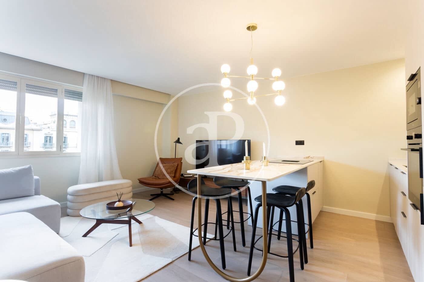 Appartement de 2 chambres à louer à Barcelone ville - 3 650 € (Ref: 9321878)