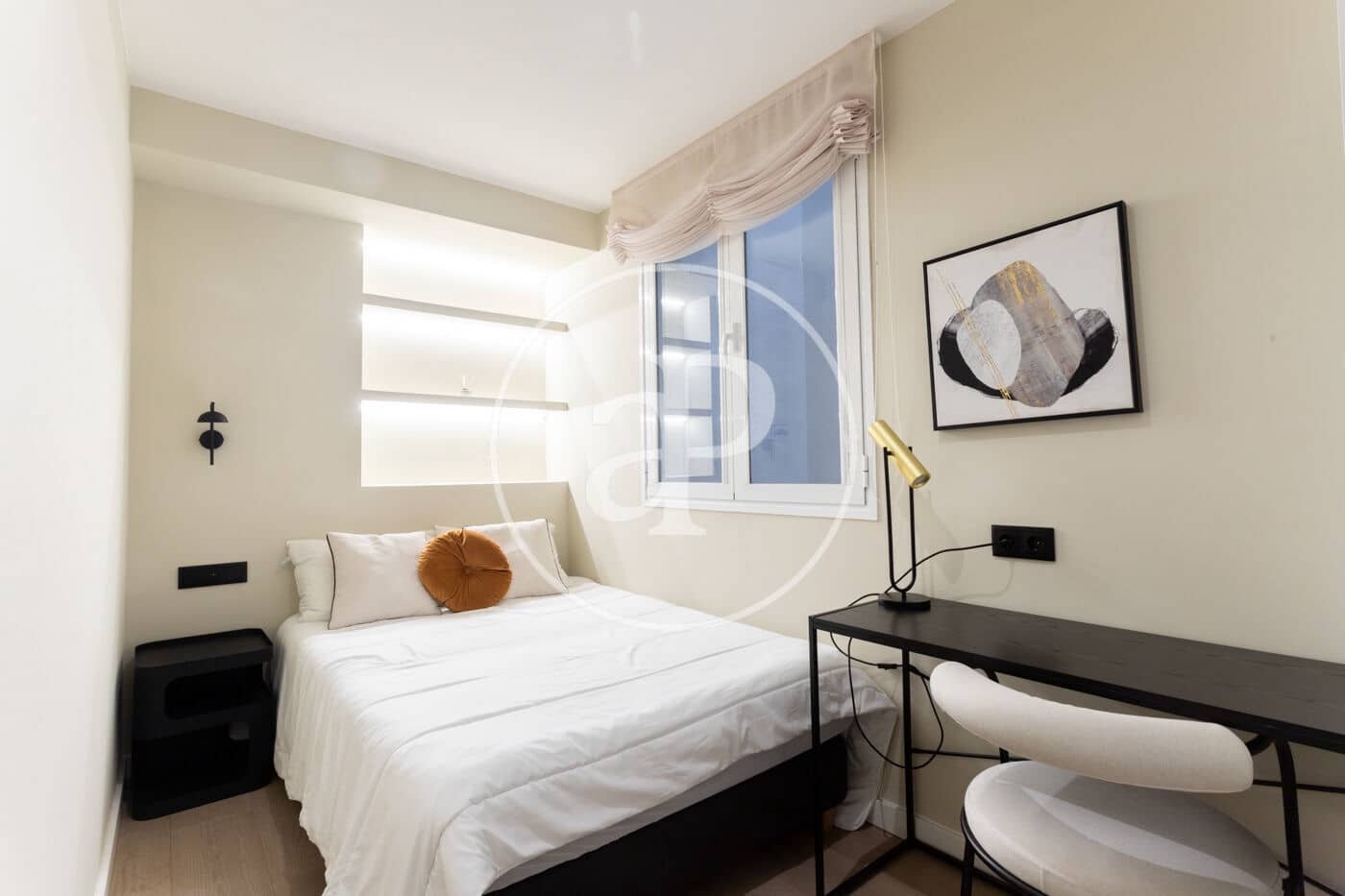 Appartement de 2 chambres à louer à Barcelone ville - 3 650 € (Ref: 9321878)