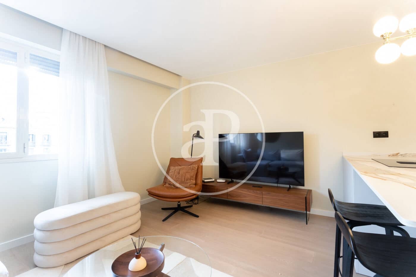 Appartement de 2 chambres à louer à Barcelone ville - 3 650 € (Ref: 9321878)