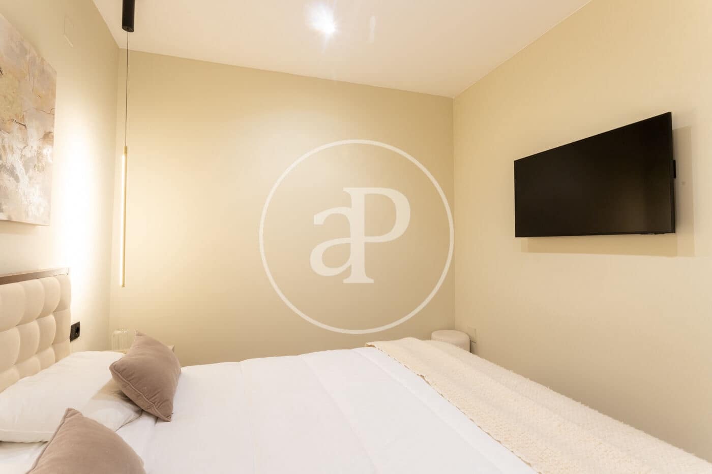 Appartement de 2 chambres à louer à Barcelone ville - 3 650 € (Ref: 9321878)