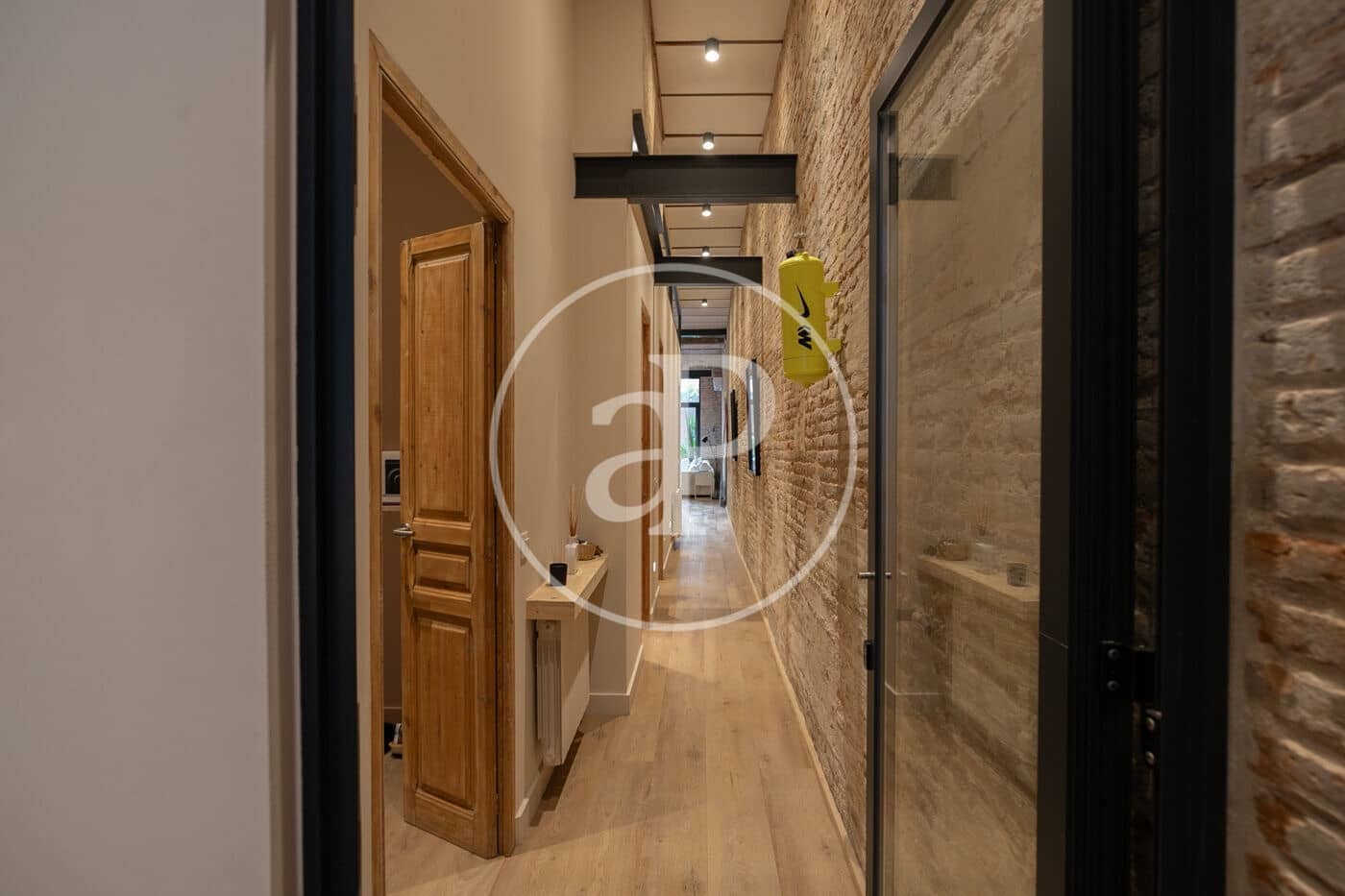 3 slaapkamer Appartement te huur in Barcelona stad - € 2.200 (Ref: 9321879)