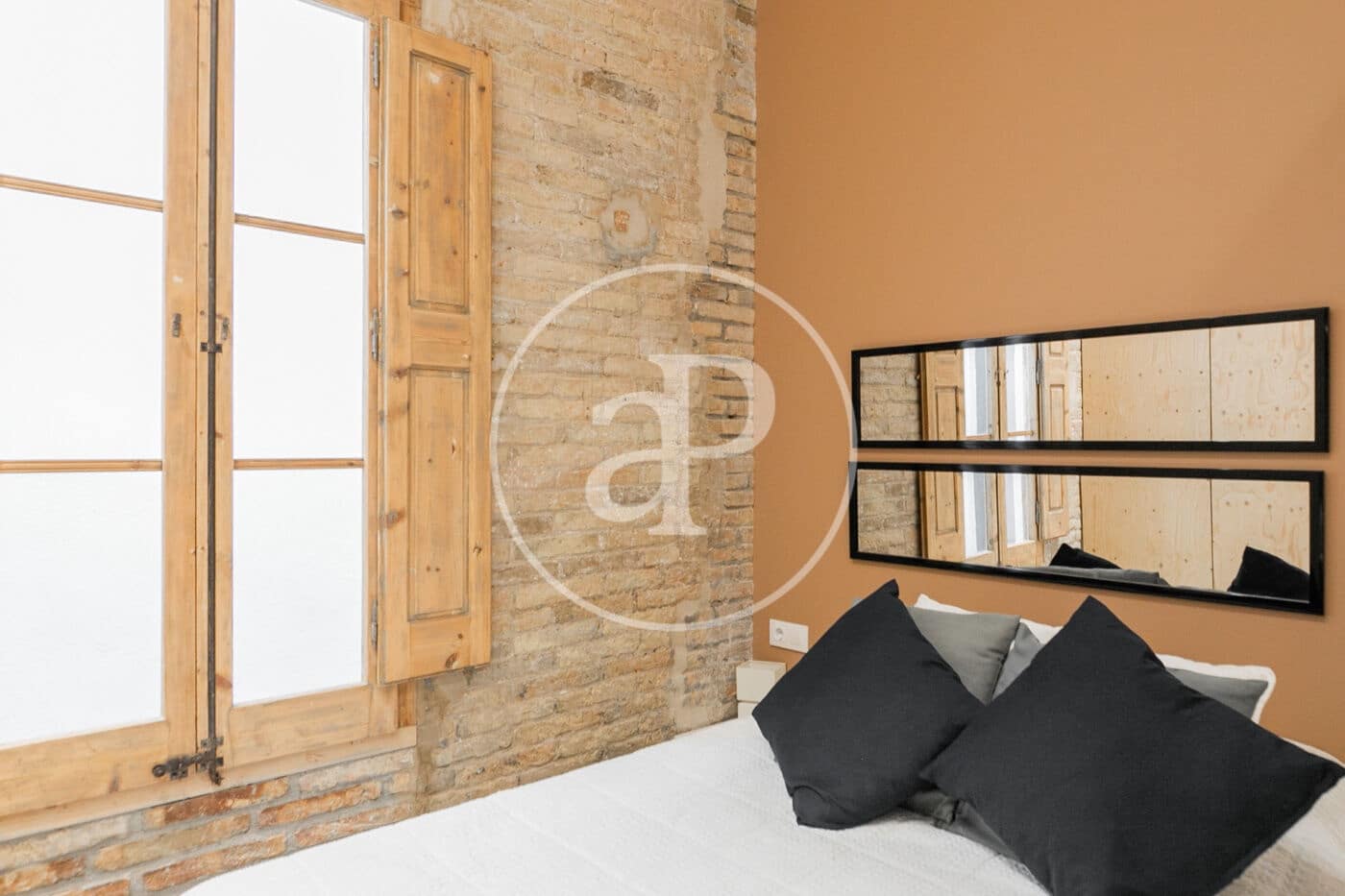 3 slaapkamer Appartement te huur in Barcelona stad - € 2.200 (Ref: 9321879)