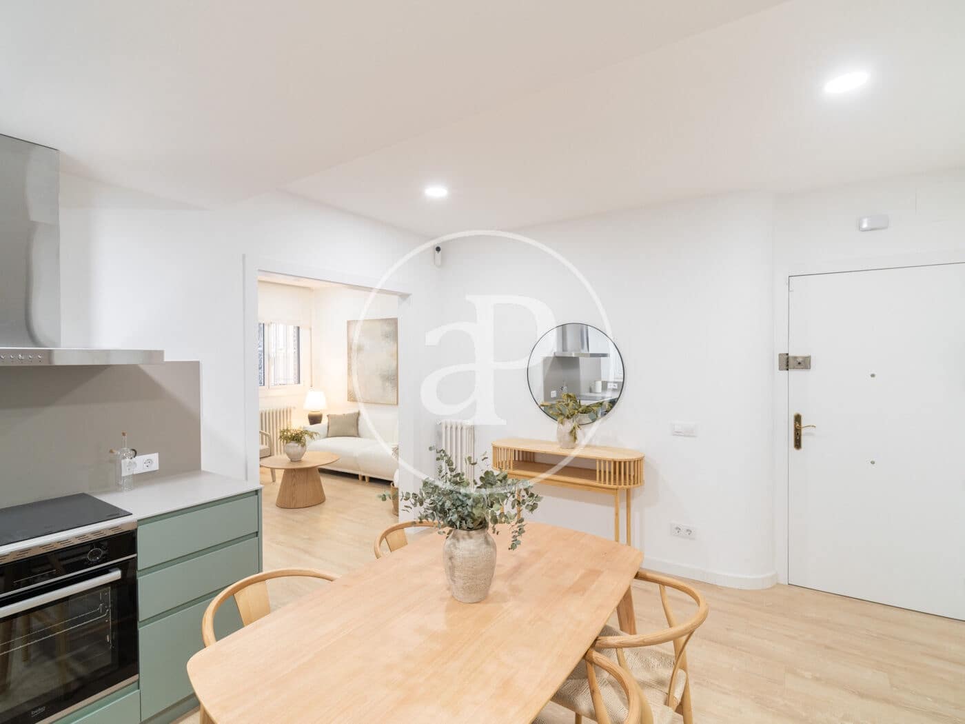 Apartamento de 3 habitaciones en Barcelona ciudad en venta - 695.000 € (Ref: 9321880)