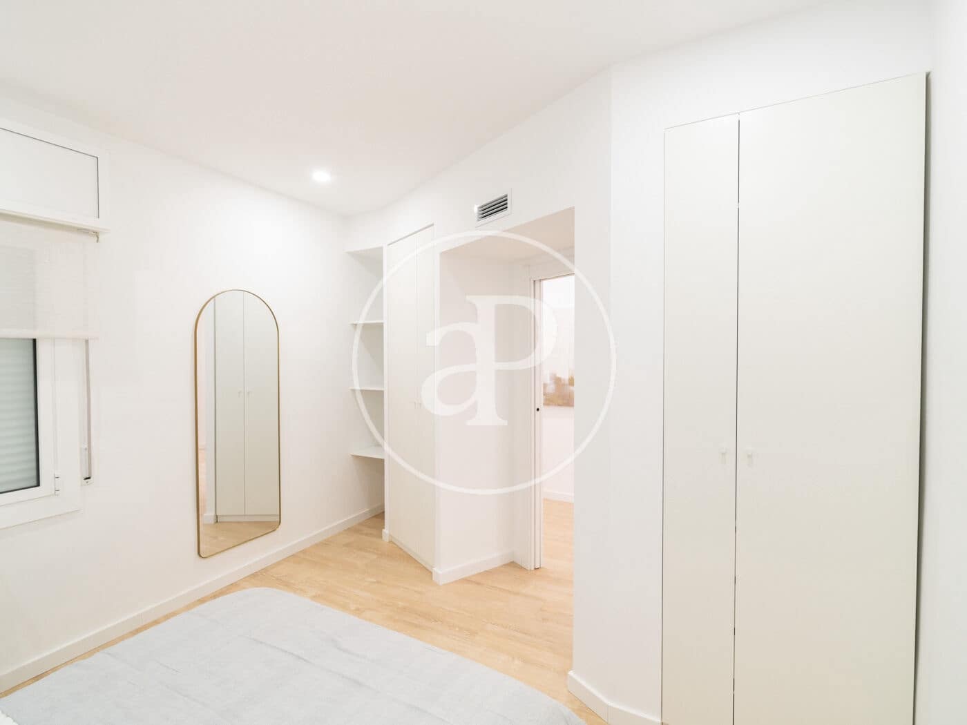 Apartamento de 3 habitaciones en Barcelona ciudad en venta - 695.000 € (Ref: 9321880)