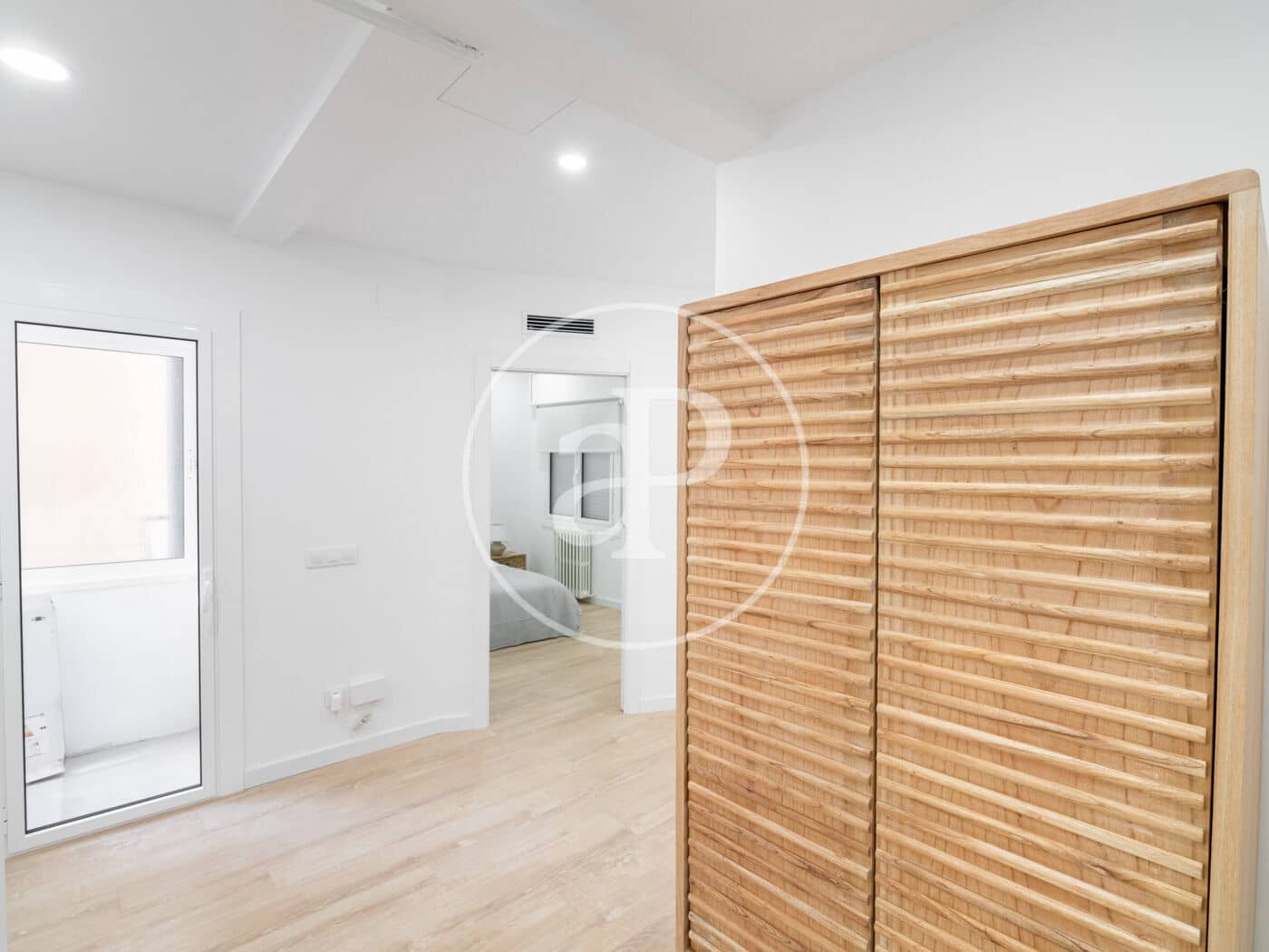 Apartamento de 3 habitaciones en Barcelona ciudad en venta - 695.000 € (Ref: 9321880)