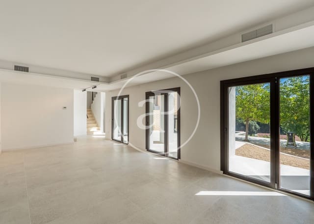 4 bedroom Villa for sale in Arenys de Mar with pool - € 1,150,000 (Ref: 9321882)