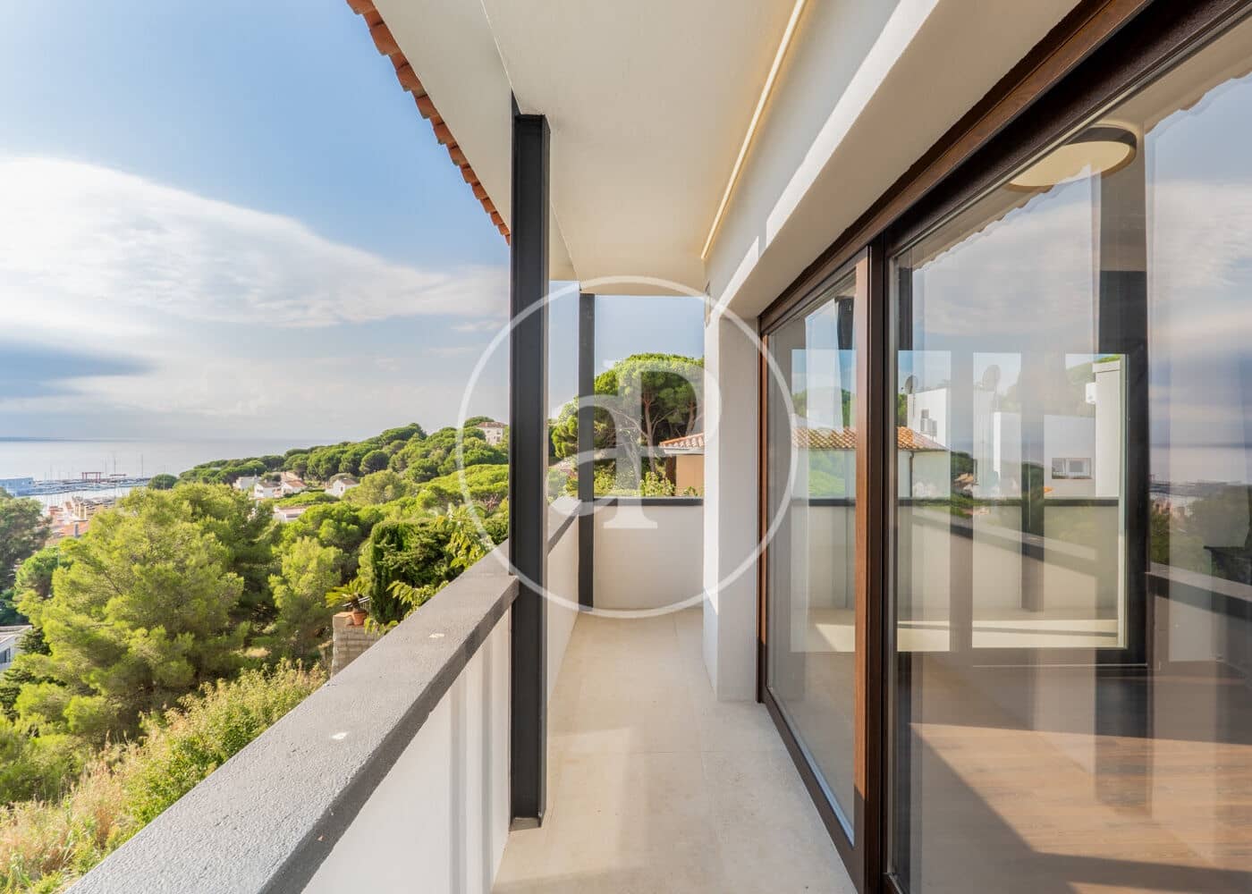 4 soveværelse Villa til salg i Arenys de Mar med swimmingpool - € 1.150.000 (Ref: 9321882)