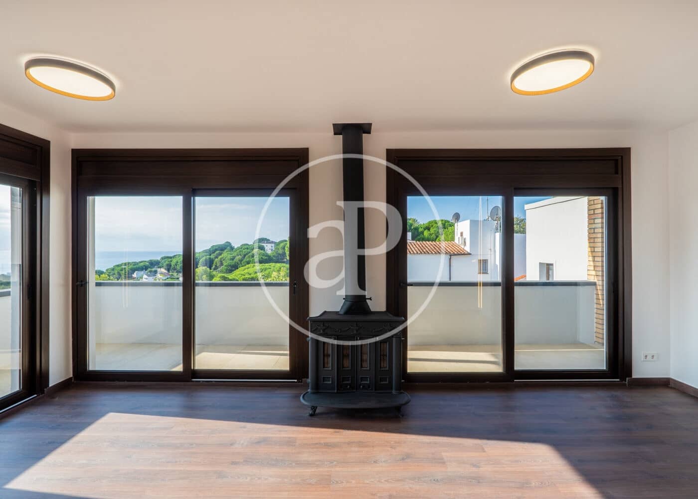 4 soveværelse Villa til salg i Arenys de Mar med swimmingpool - € 1.150.000 (Ref: 9321882)