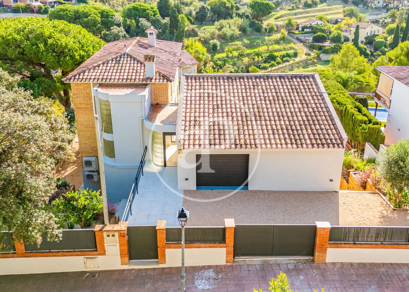 4 soveværelse Villa til salg i Arenys de Mar med swimmingpool - € 1.150.000 (Ref: 9321882)