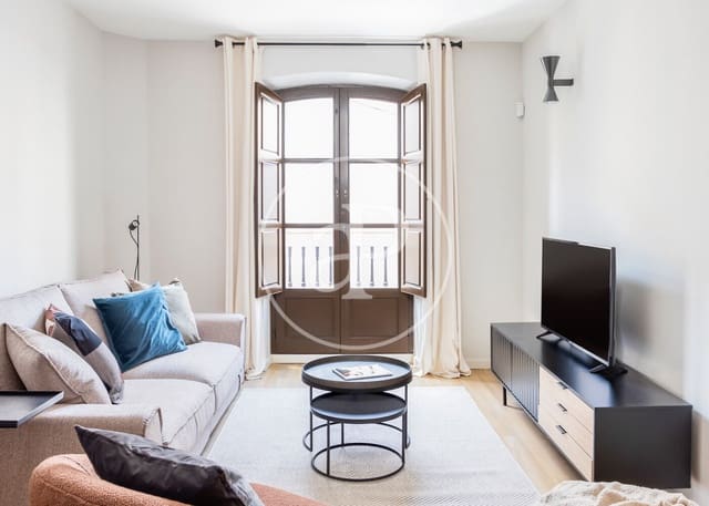 2 slaapkamer Appartement te huur in El Barri Gòtic, Barcelona stad - € 3.450 (Ref: 9321883)