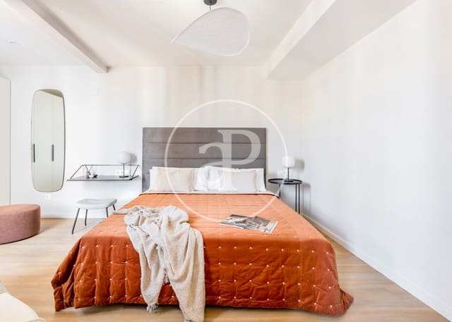 2 slaapkamer Appartement te huur in El Barri Gòtic, Barcelona stad - € 3.450 (Ref: 9321883)