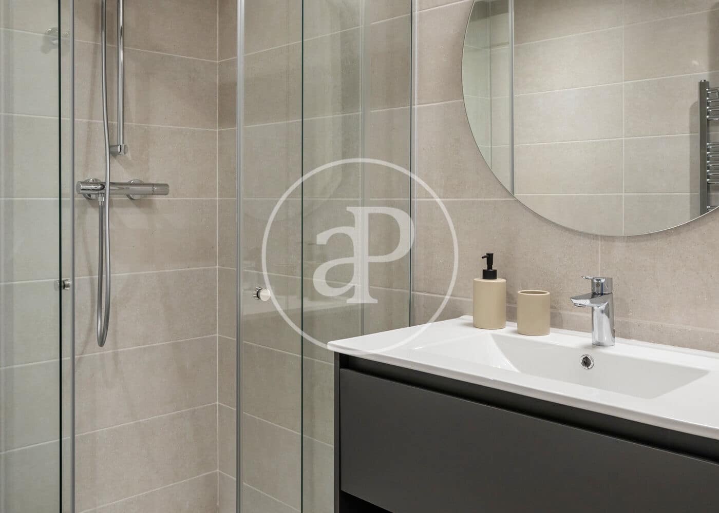 Apartamento de 2 habitaciones en Barcelona ciudad en alquiler - 3.250 € (Ref: 9321884)