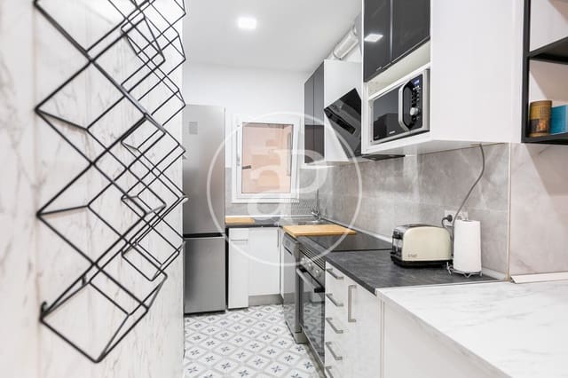 2 sypialnia Apartament na sprzedaż w La Sagrada Família, Miasto Barcelona - 415 000 € (Ref: 9326455)