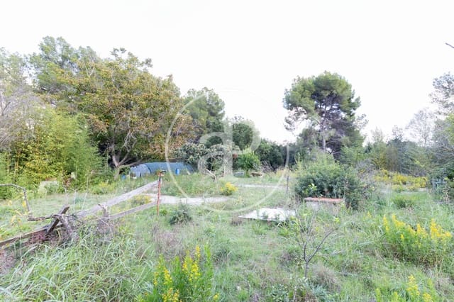 Mark till salu i Rubí - 830 000 € (Ref: 9330620)