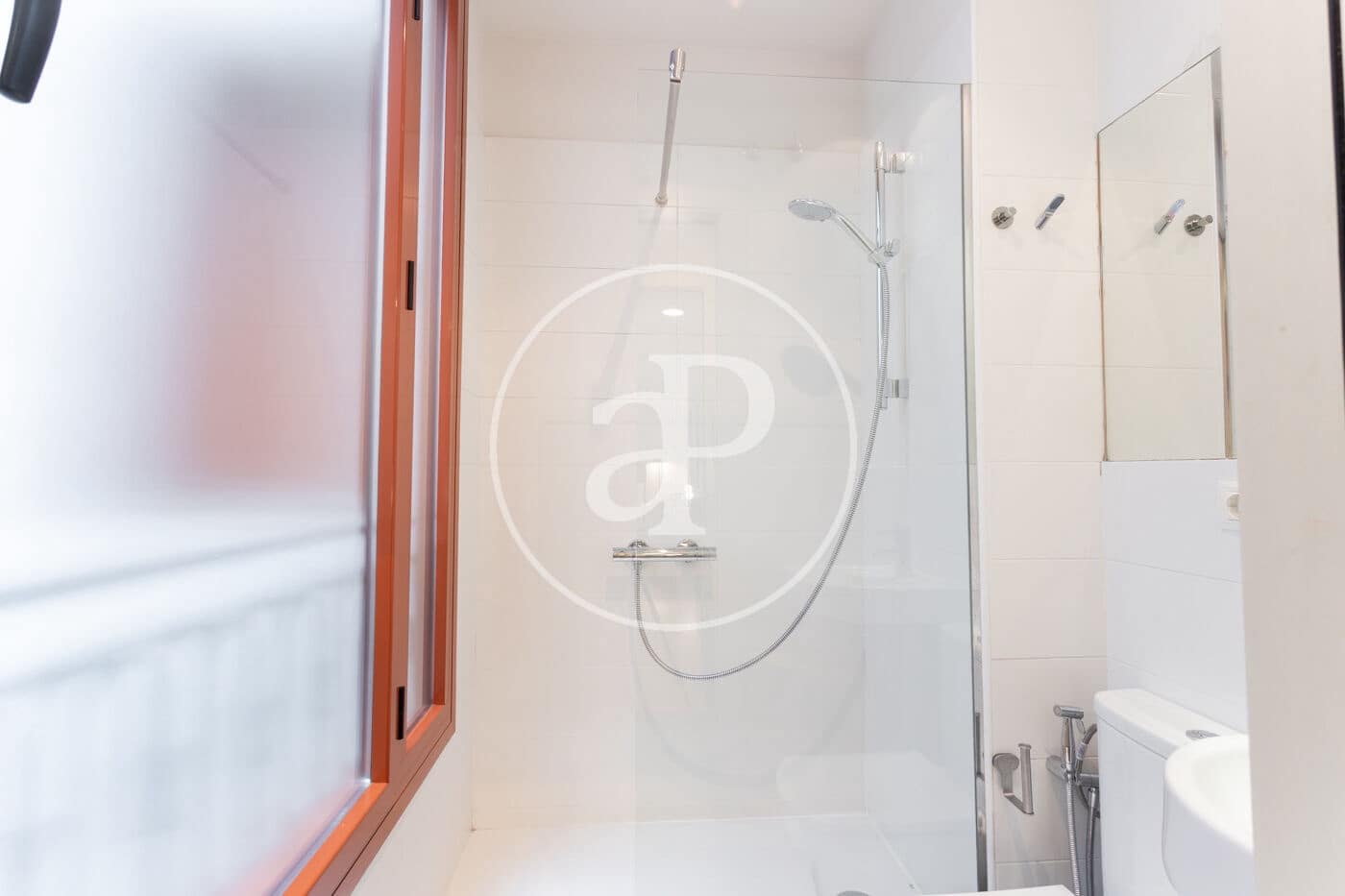2 bedroom Apartment for rent in Barcelona city - € 2,600 (Ref: 9330623)
