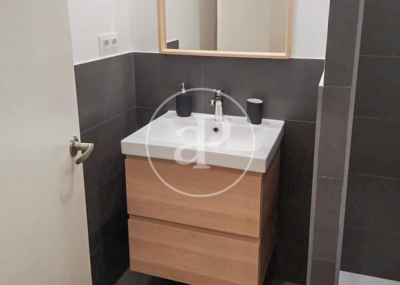 3 quarto Apartamento para venda em Barcelona cidade - 450 000 € (Ref: 9334922)
