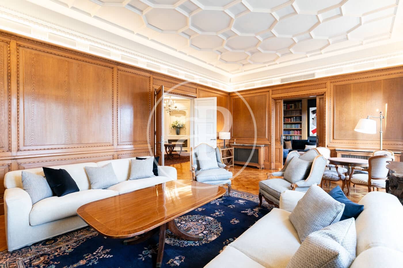 5 soveværelse Lejlighed til leje i Barcelona by - € 20.000 (Ref: 9334924)