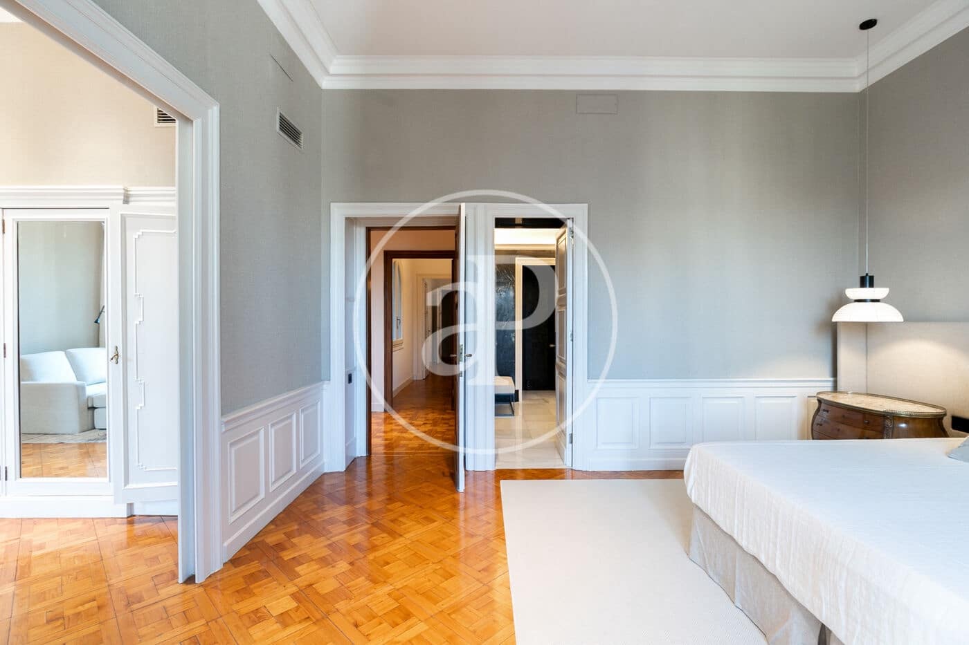 5 soveværelse Lejlighed til leje i Barcelona by - € 20.000 (Ref: 9334924)