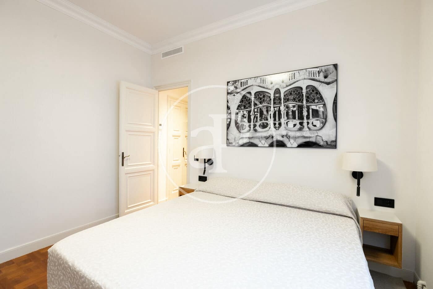 5 soveværelse Lejlighed til leje i Barcelona by - € 20.000 (Ref: 9334924)