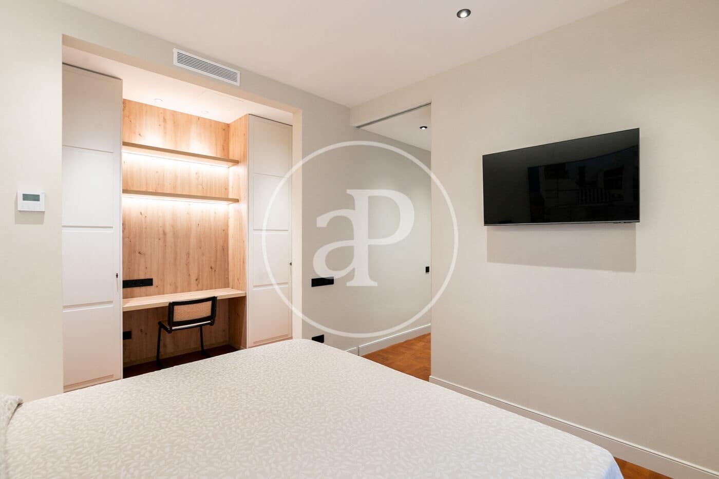 5 soveværelse Lejlighed til leje i Barcelona by - € 20.000 (Ref: 9334924)