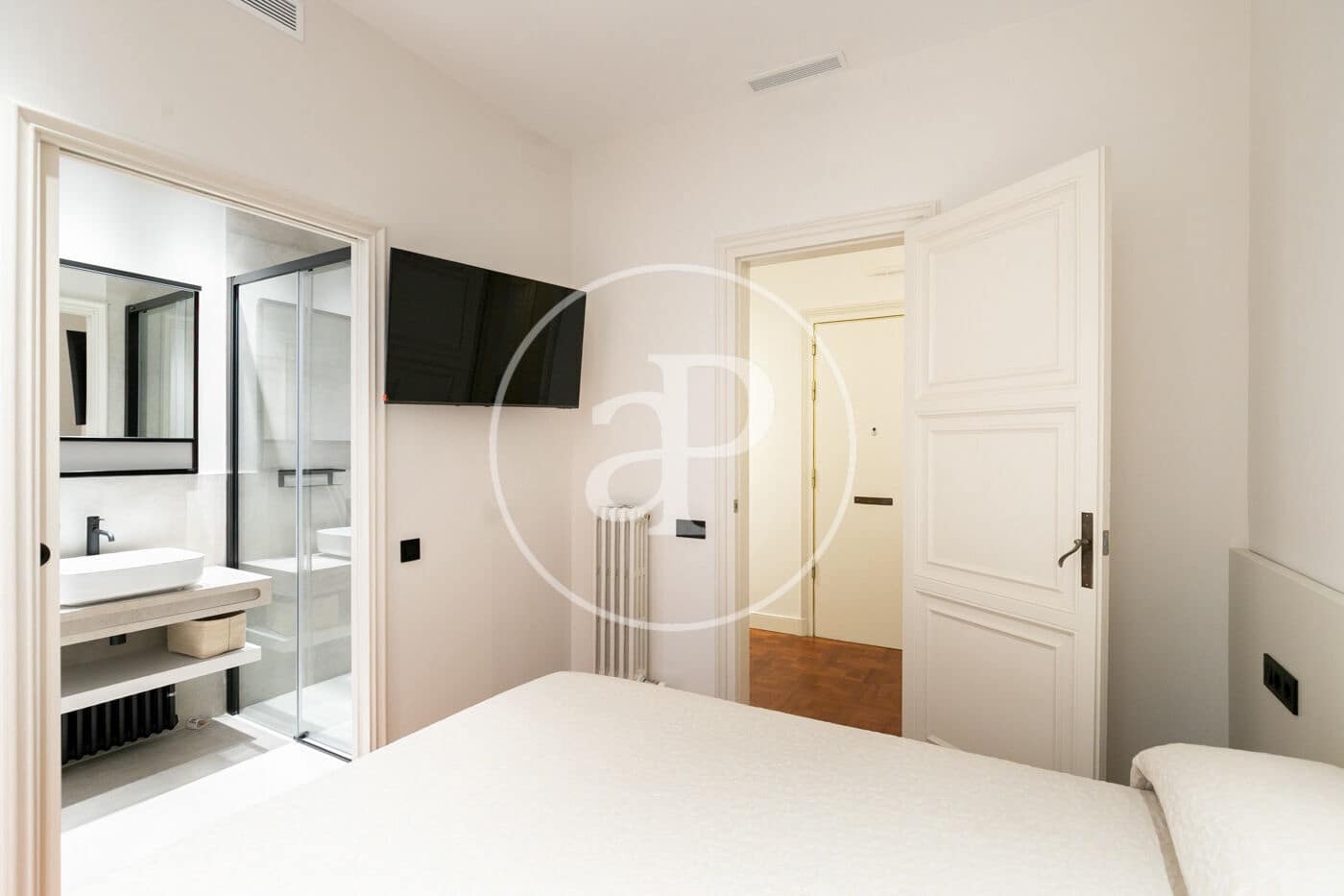 5 soveværelse Lejlighed til leje i Barcelona by - € 20.000 (Ref: 9334924)