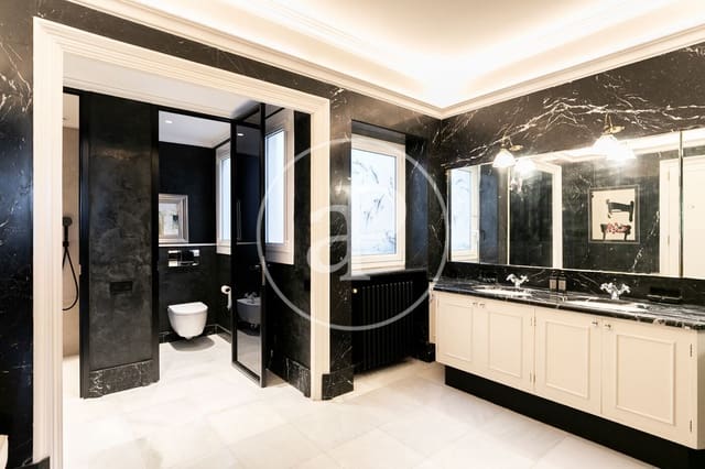 5 sovrum Lägenhet att hyra i La Dreta de L'Eixample, Barcelona stad - 20 000 € (Ref: 9334924)