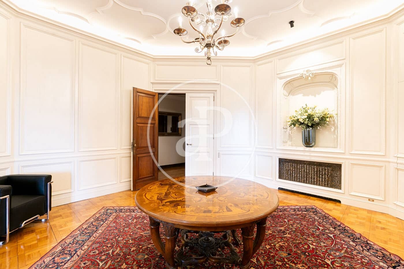 5 soveværelse Lejlighed til leje i Barcelona by - € 20.000 (Ref: 9334924)