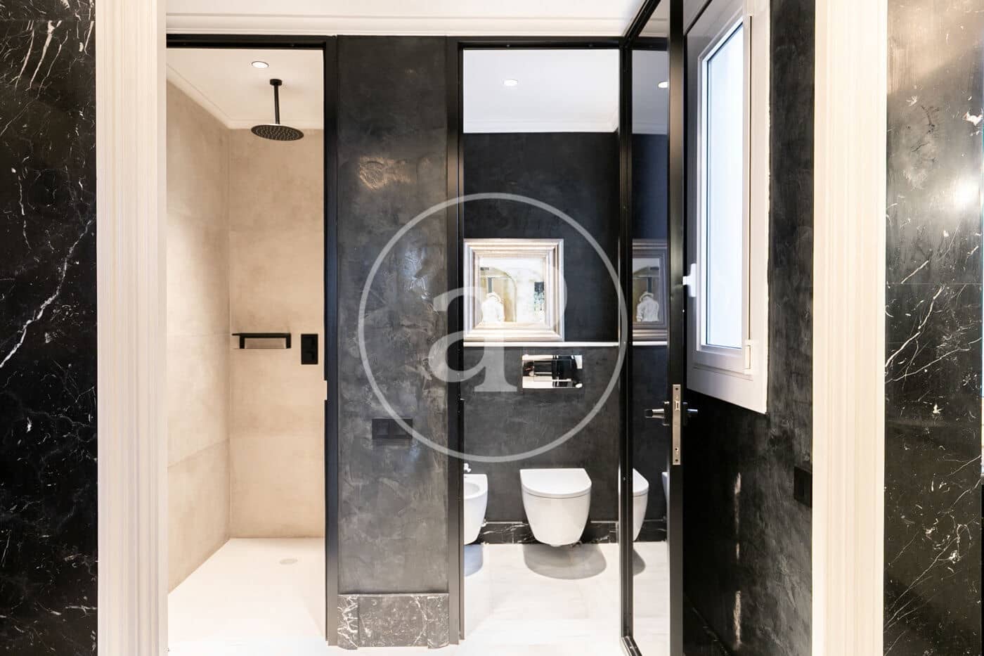 5 soveværelse Lejlighed til leje i Barcelona by - € 20.000 (Ref: 9334924)