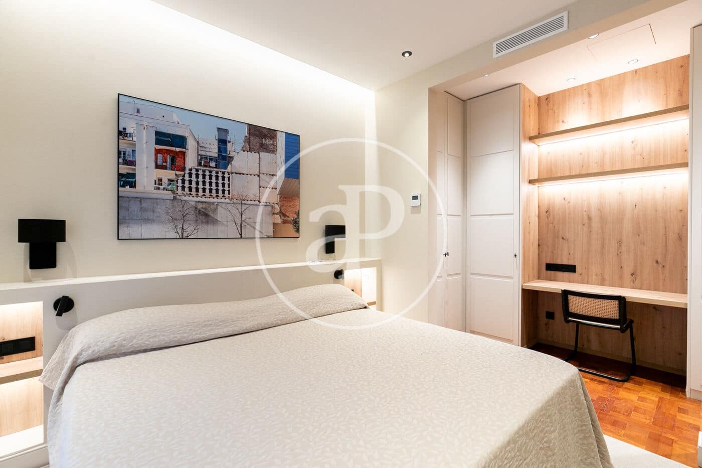 5 soveværelse Lejlighed til leje i Barcelona by - € 20.000 (Ref: 9334924)