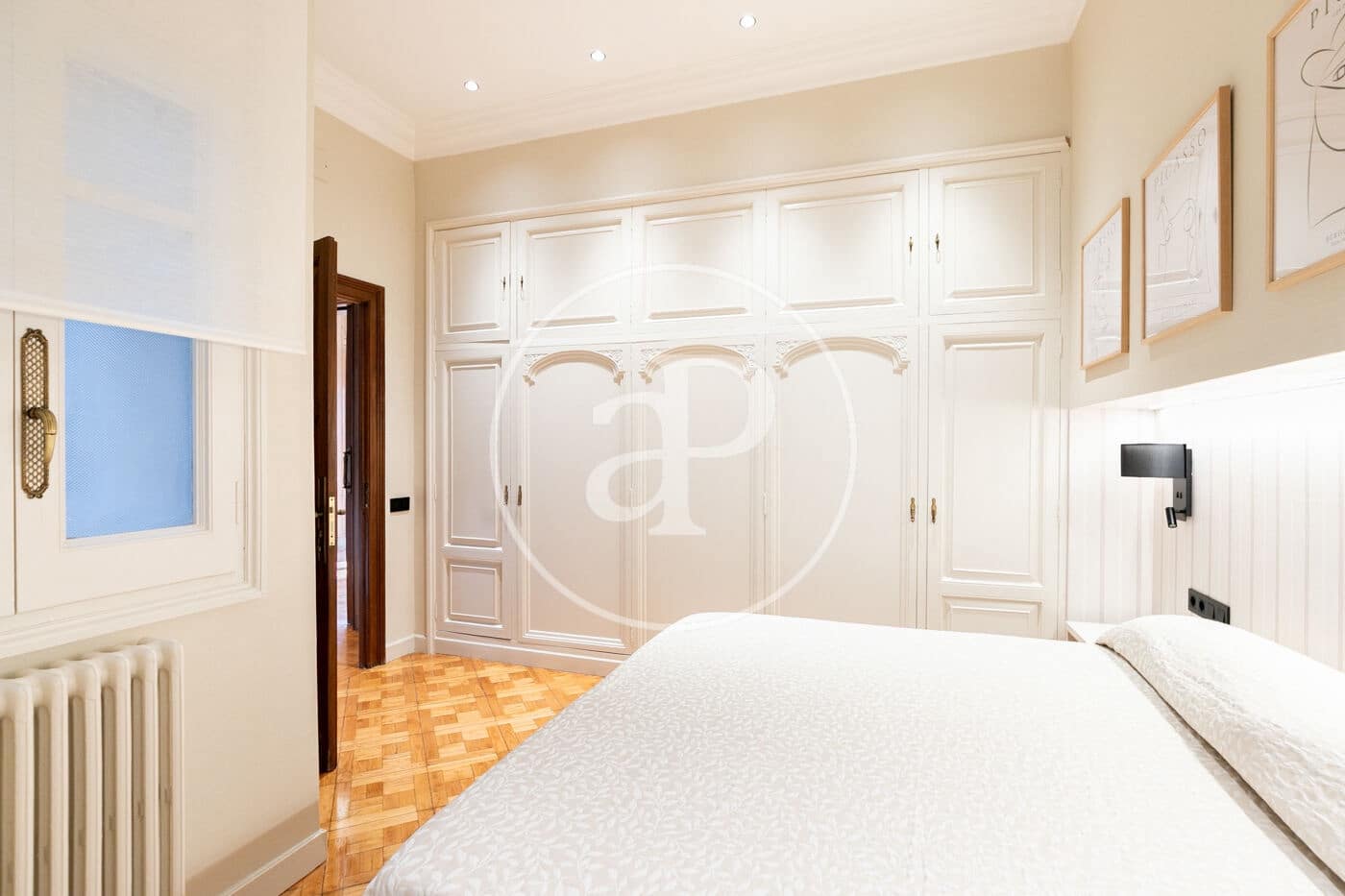 5 soveværelse Lejlighed til leje i Barcelona by - € 20.000 (Ref: 9334924)