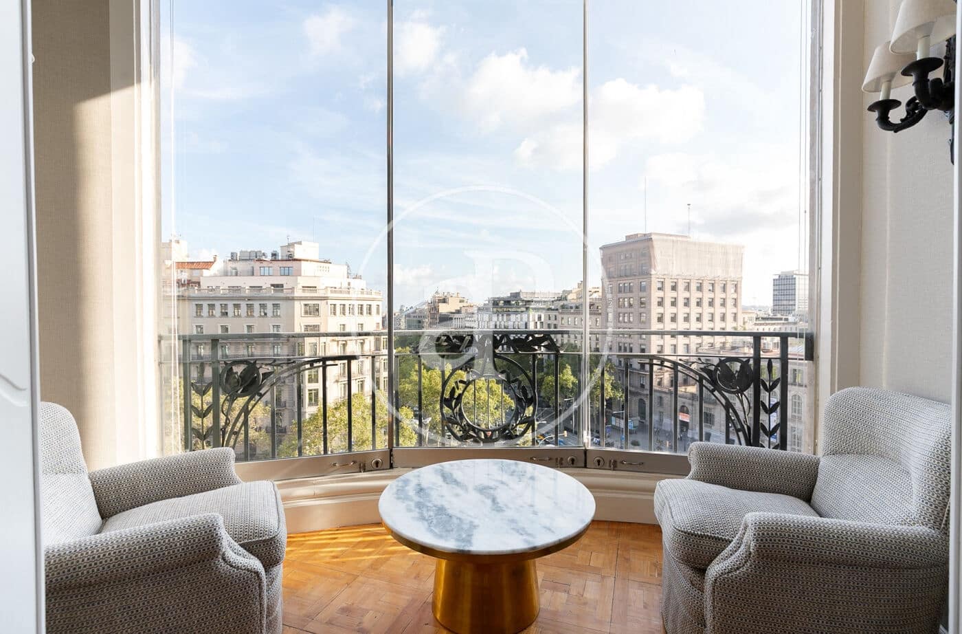 5 soveværelse Lejlighed til leje i Barcelona by - € 20.000 (Ref: 9334924)