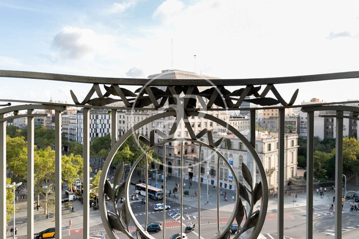 5 soveværelse Lejlighed til leje i Barcelona by - € 20.000 (Ref: 9334924)