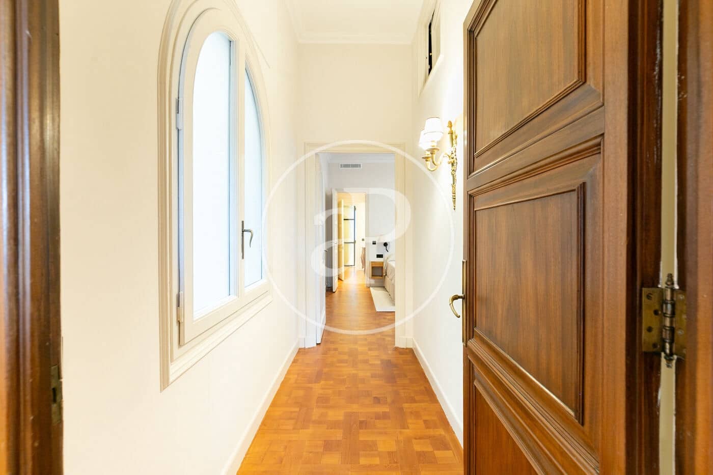 5 soveværelse Lejlighed til leje i Barcelona by - € 20.000 (Ref: 9334924)