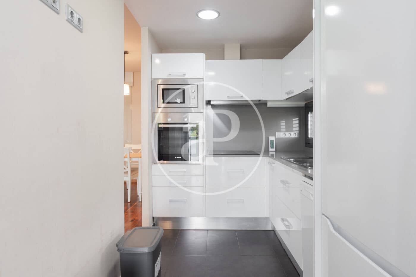 3 soverom Leilighet til leie i Barcelona by - € 2 285 (Ref: 9334927)