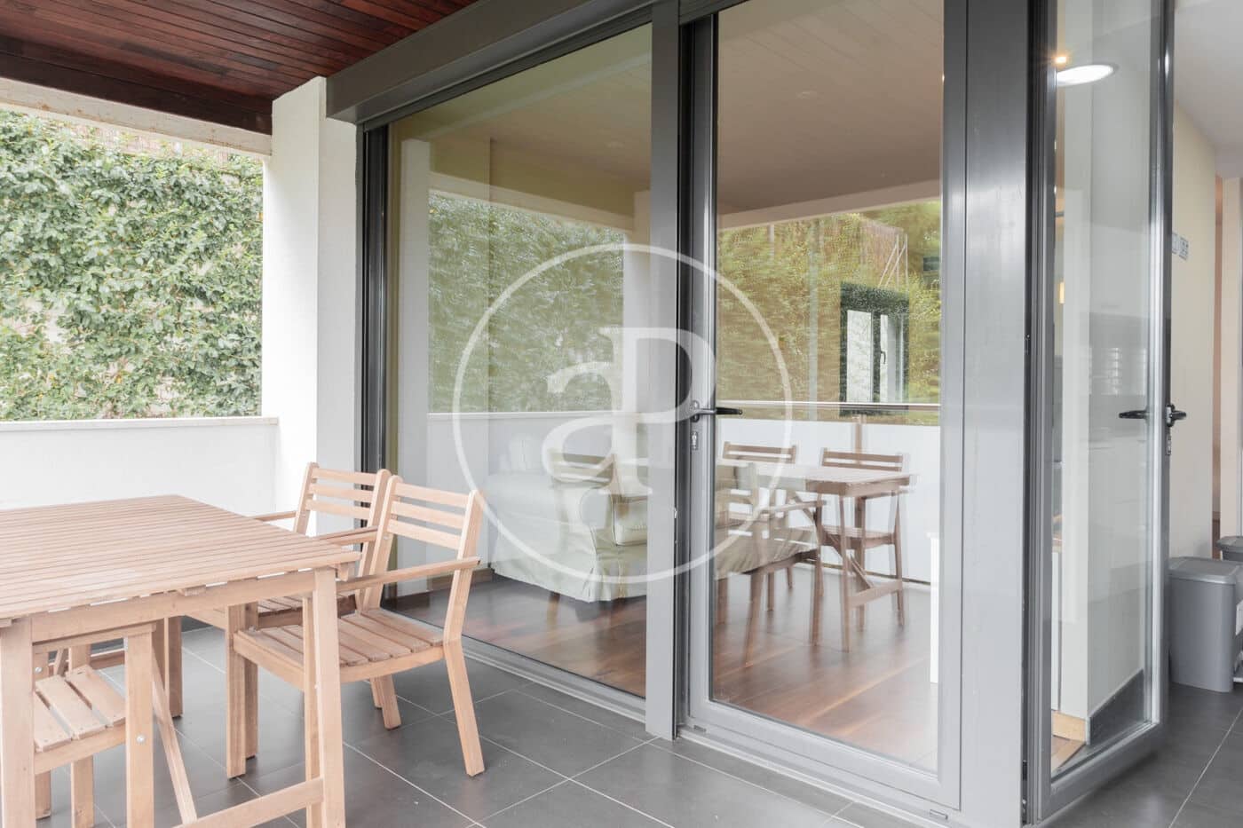 3 soverom Leilighet til leie i Barcelona by - € 2 285 (Ref: 9334927)