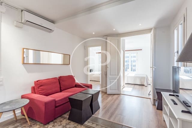 3 bedroom Apartment for rent in El Barri Gòtic, Barcelona city - € 2,450 (Ref: 9334928)