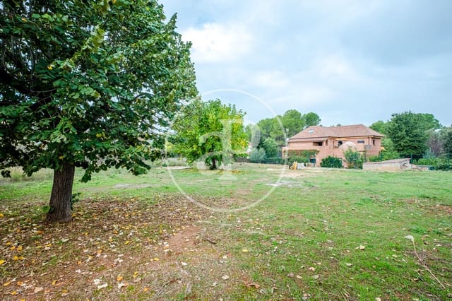 Undeveloped Land for sale in Valldoreix, Sant Cugat del Vallès - € 1,700,000 (Ref: 9334930)