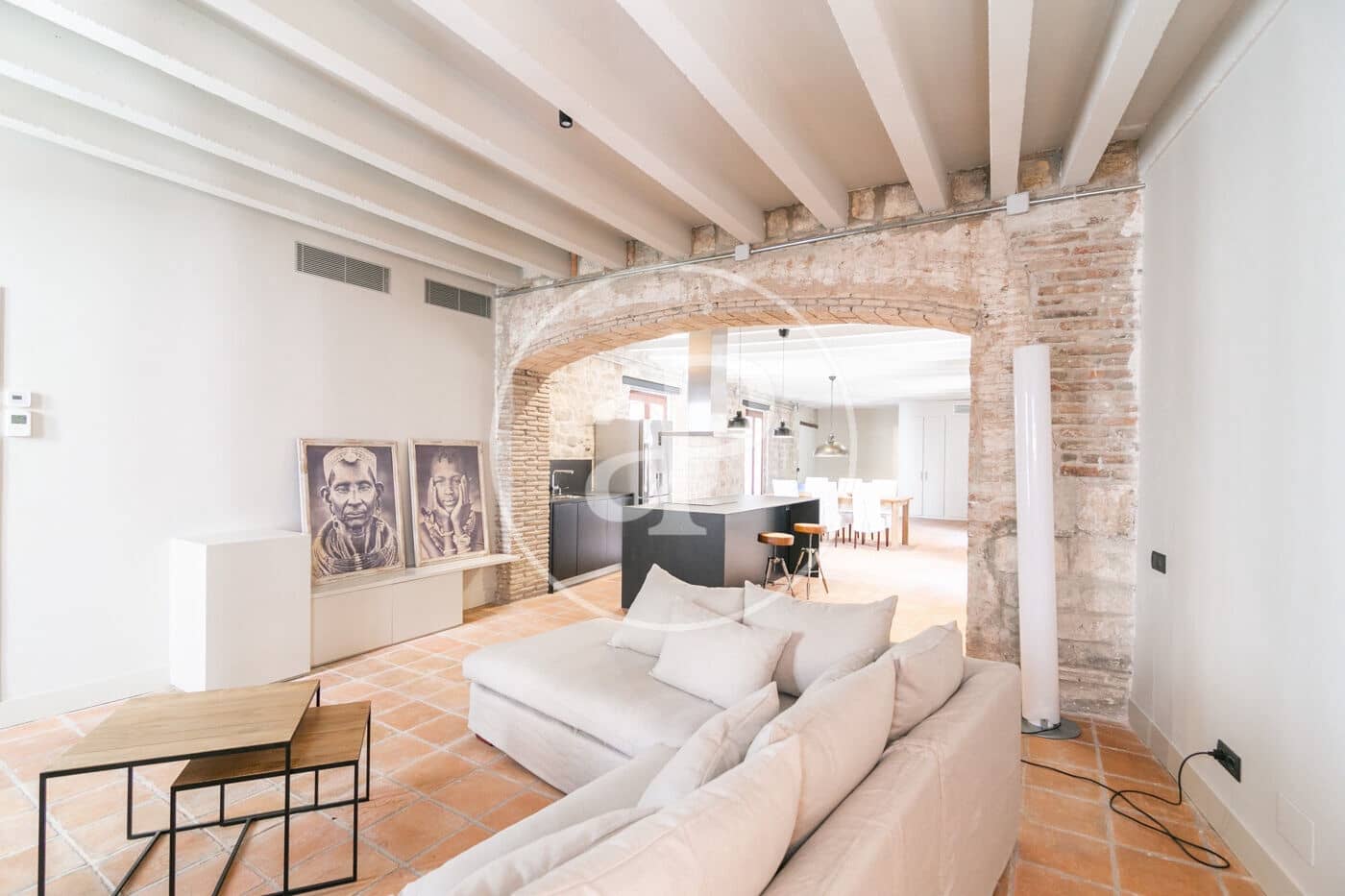 2 soverom Leilighet til leie i Barcelona by - € 2 400 (Ref: 9334931)