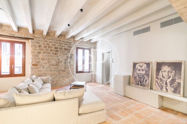 2 soverom Leilighet til leie i El Barri Gòtic, Barcelona by - € 2 400 (Ref: 9334931)
