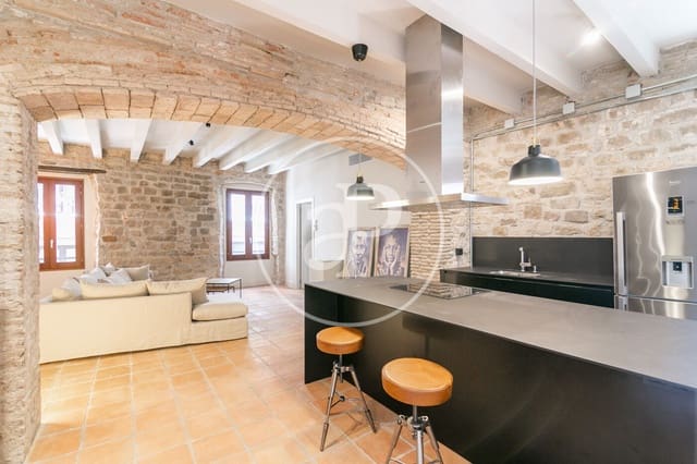 2 soverom Leilighet til leie i El Barri Gòtic, Barcelona by - € 2 400 (Ref: 9334931)