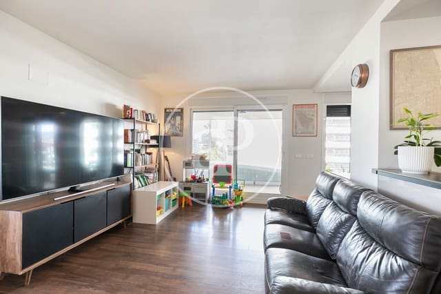 4 soveværelse Lejlighed til leje i Badalona med swimmingpool - € 2.405 (Ref: 9338009)