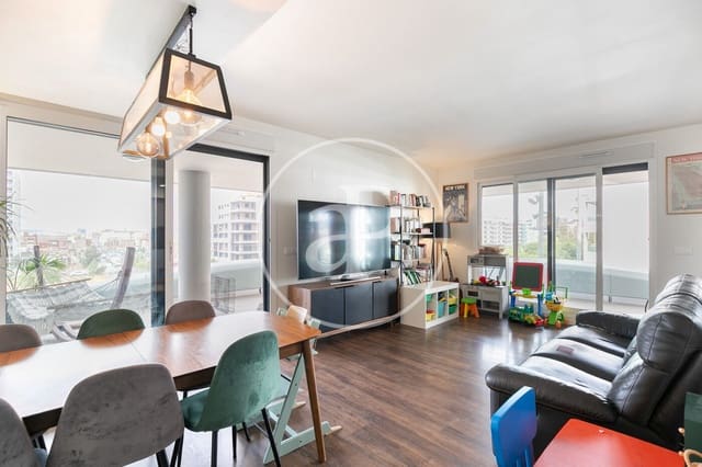 4 soveværelse Lejlighed til leje i Badalona med swimmingpool - € 2.405 (Ref: 9338009)