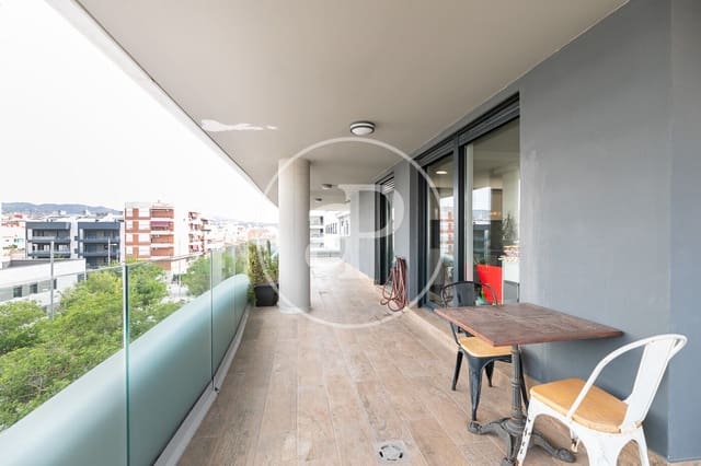 4 soveværelse Lejlighed til leje i Badalona med swimmingpool - € 2.405 (Ref: 9338009)