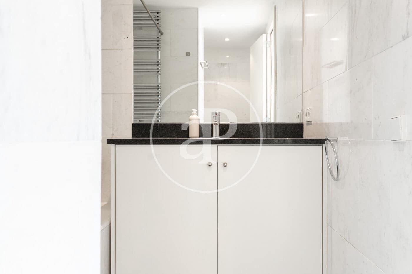 Apartamento de 6 habitaciones en Barcelona ciudad en alquiler - 6.000 € (Ref: 9341172)