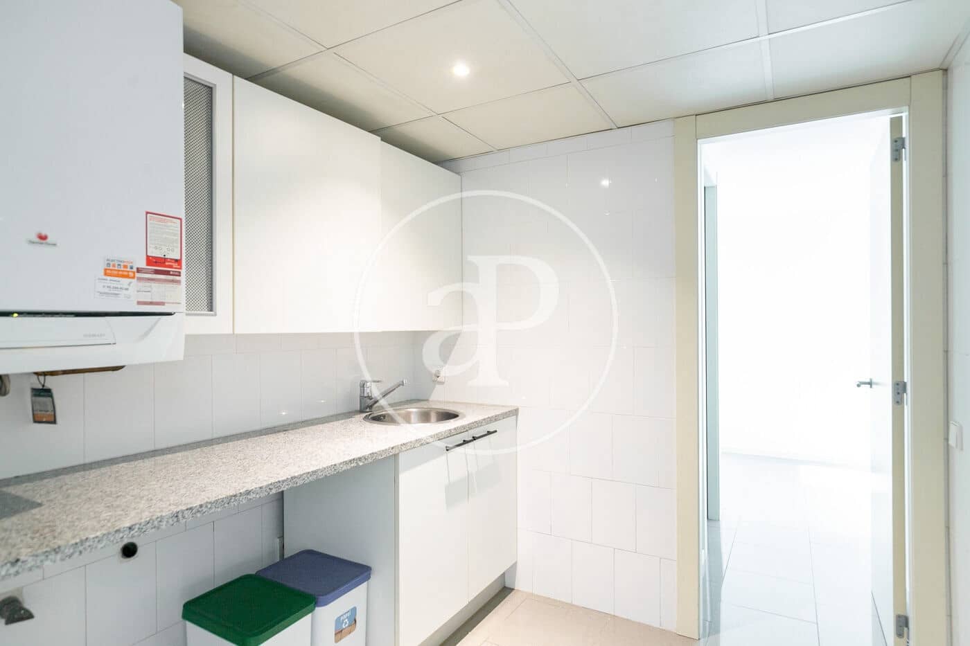 Apartamento de 6 habitaciones en Barcelona ciudad en alquiler - 6.000 € (Ref: 9341172)