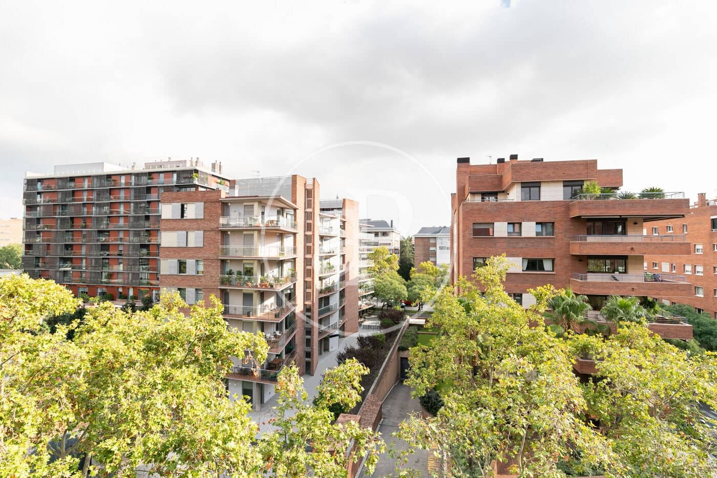 Apartamento de 6 habitaciones en Barcelona ciudad en alquiler - 6.000 € (Ref: 9341172)