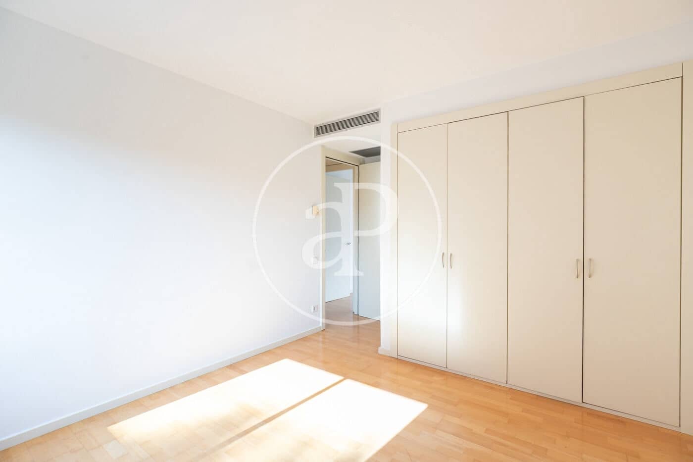 Apartamento de 6 habitaciones en Barcelona ciudad en alquiler - 6.000 € (Ref: 9341172)