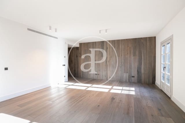 2 makuuhuone Huoneisto vuokrattavana paikassa Sant Pere, Santa Caterina i La Ribera, Barcelona kaupunki - 2 150 € (Ref: 9341174)