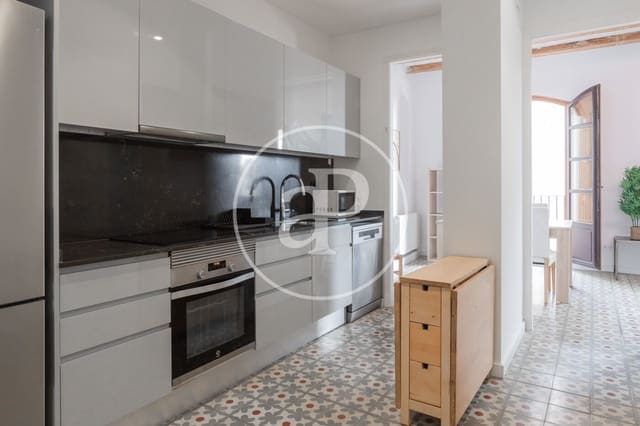 2 slaapkamer Appartement te huur in El Barri Gòtic, Barcelona stad - € 1.700 (Ref: 9344757)